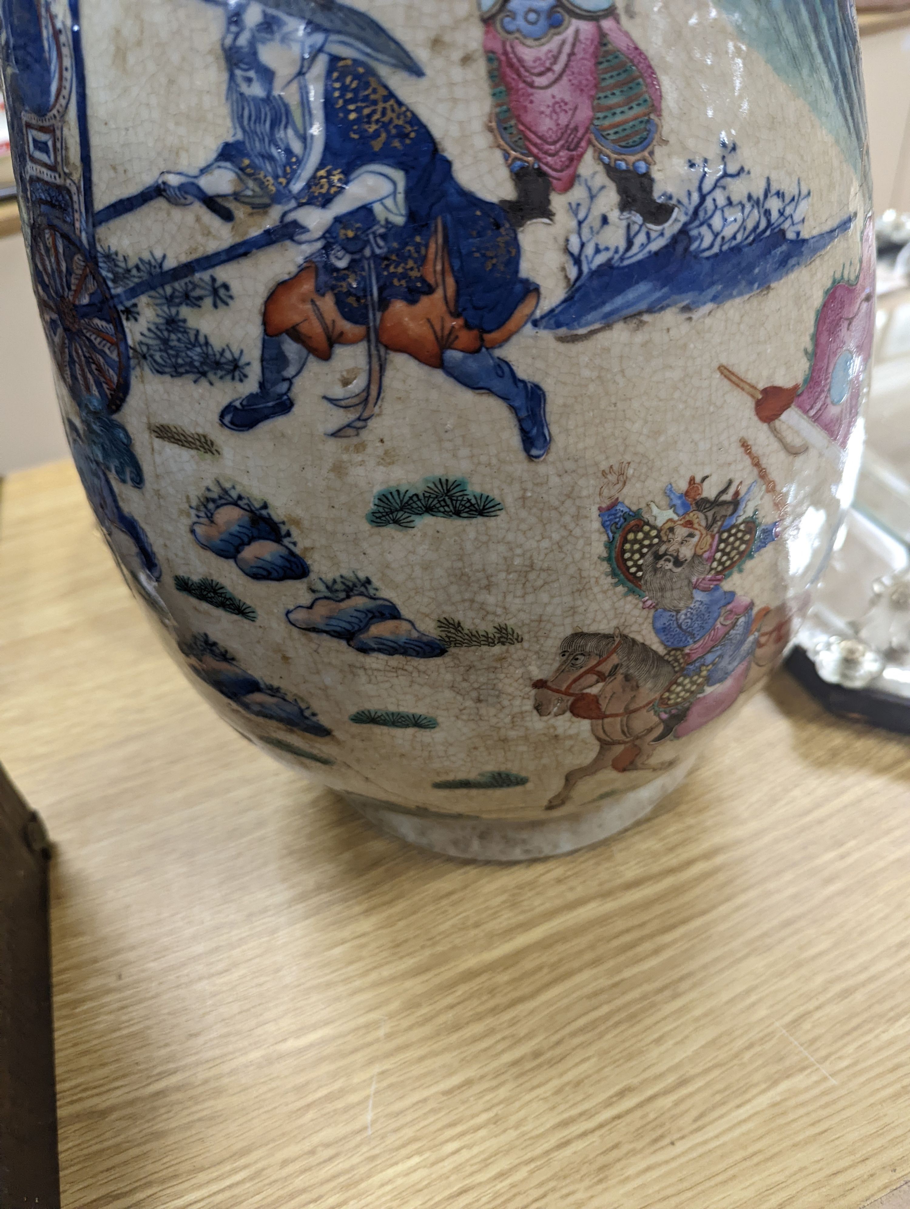 A large Chinese crackle glaze vase, Chenghua mark, 19th century - 62cm tall